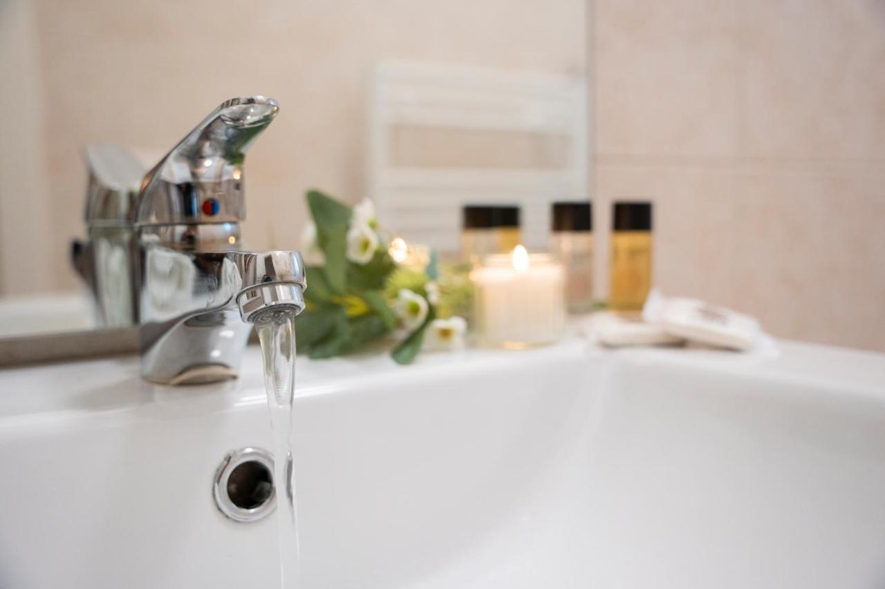 Puglia5Stars Stazione Centrale Urban Green Bari Eksteriør billede